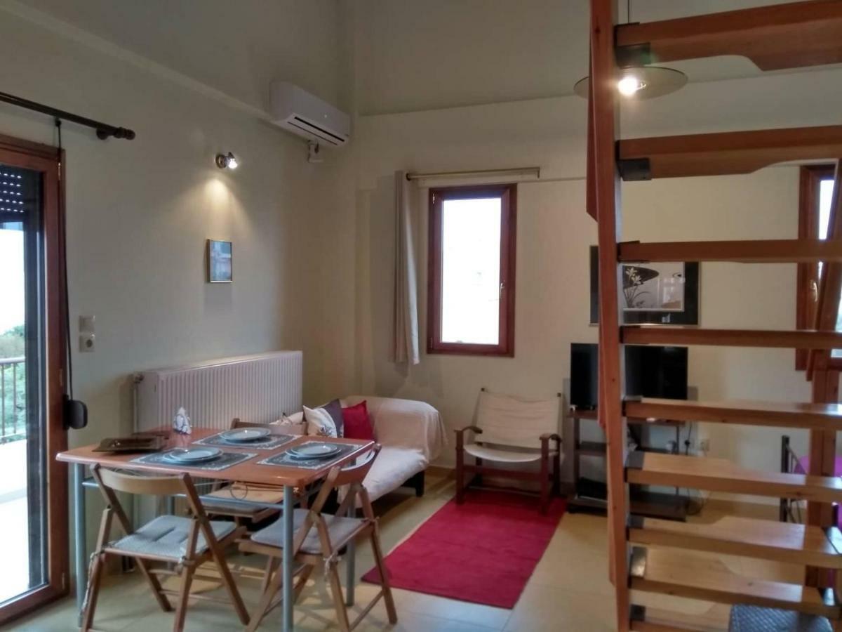 Deili Studio Loft Kalamata Esterno foto